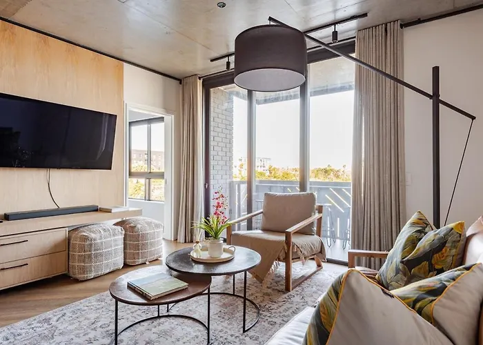 308 Bridgewater One - Two Bedroom Apartment With Park Views