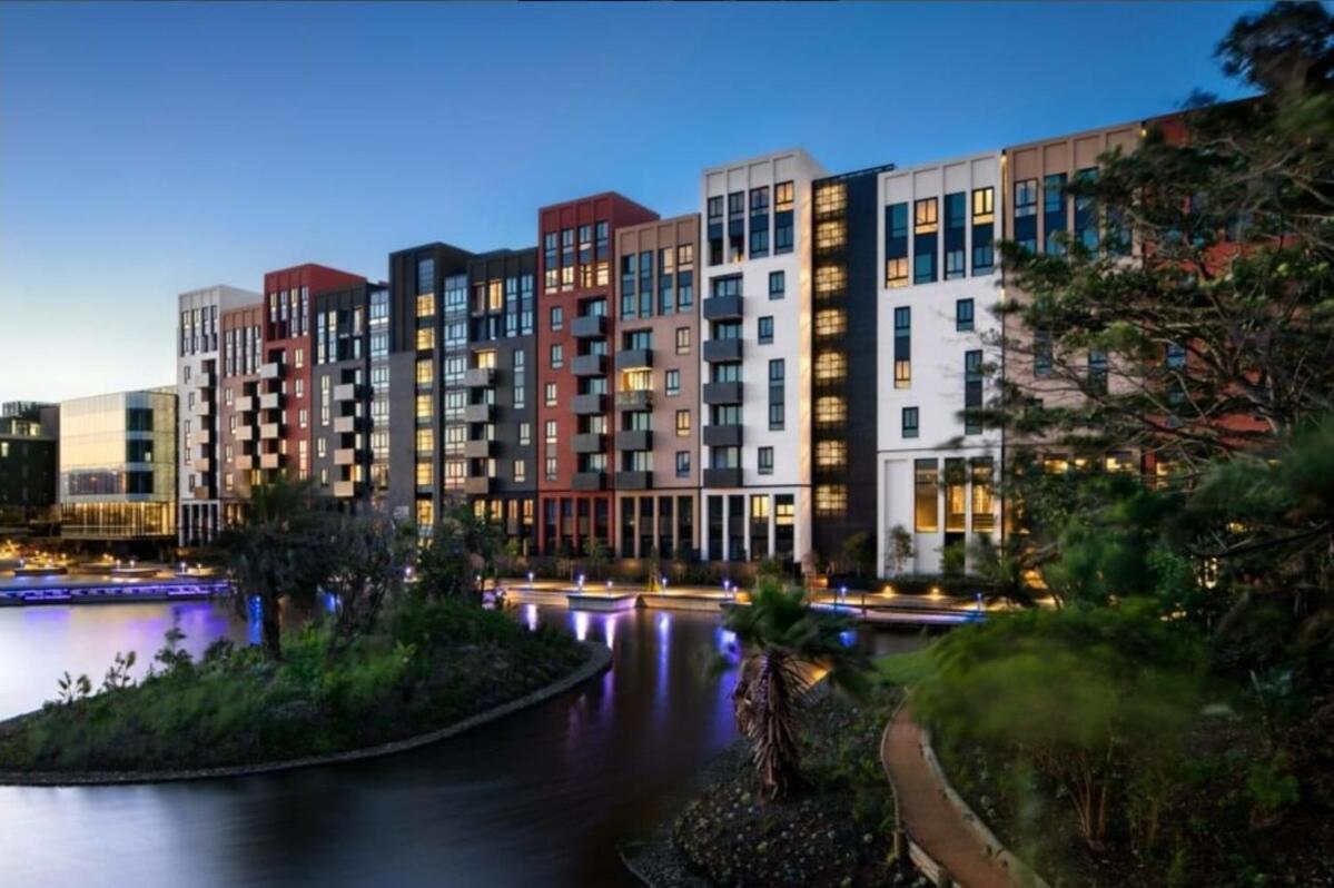 308 Bridgewater One - Two Bedroom With Park Views Apartment Cape Town
