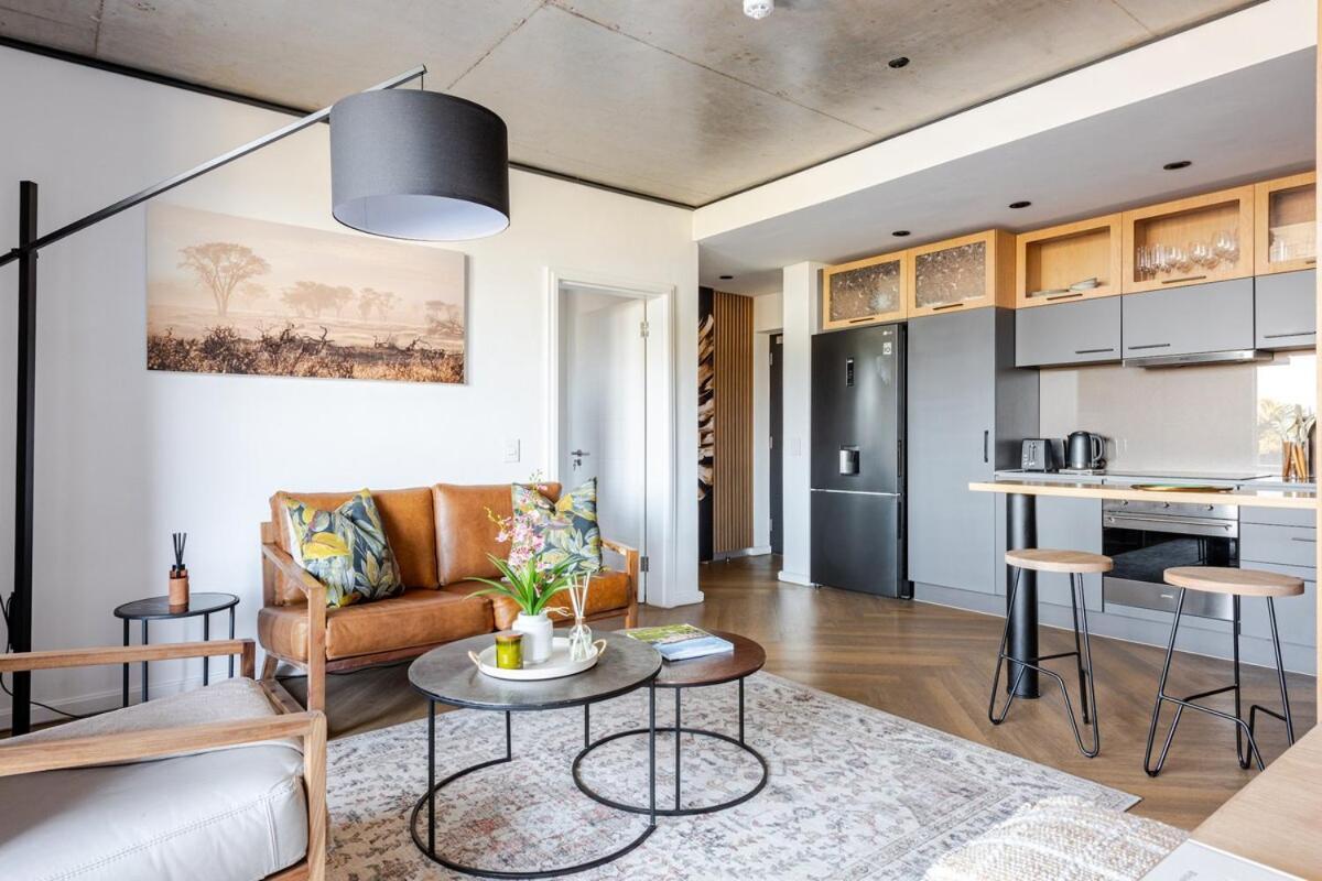 308 Bridgewater One - Two Bedroom With Park Views Apartment