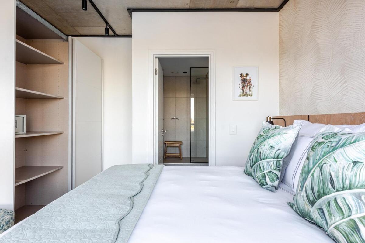 308 Bridgewater One - Two Bedroom With Park Views *