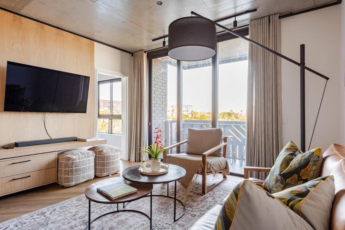 308 Bridgewater One - Two Bedroom With Park Views